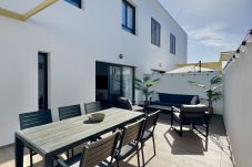 Casa en Costa Teguise - Casahost Villa Gardenia Golf